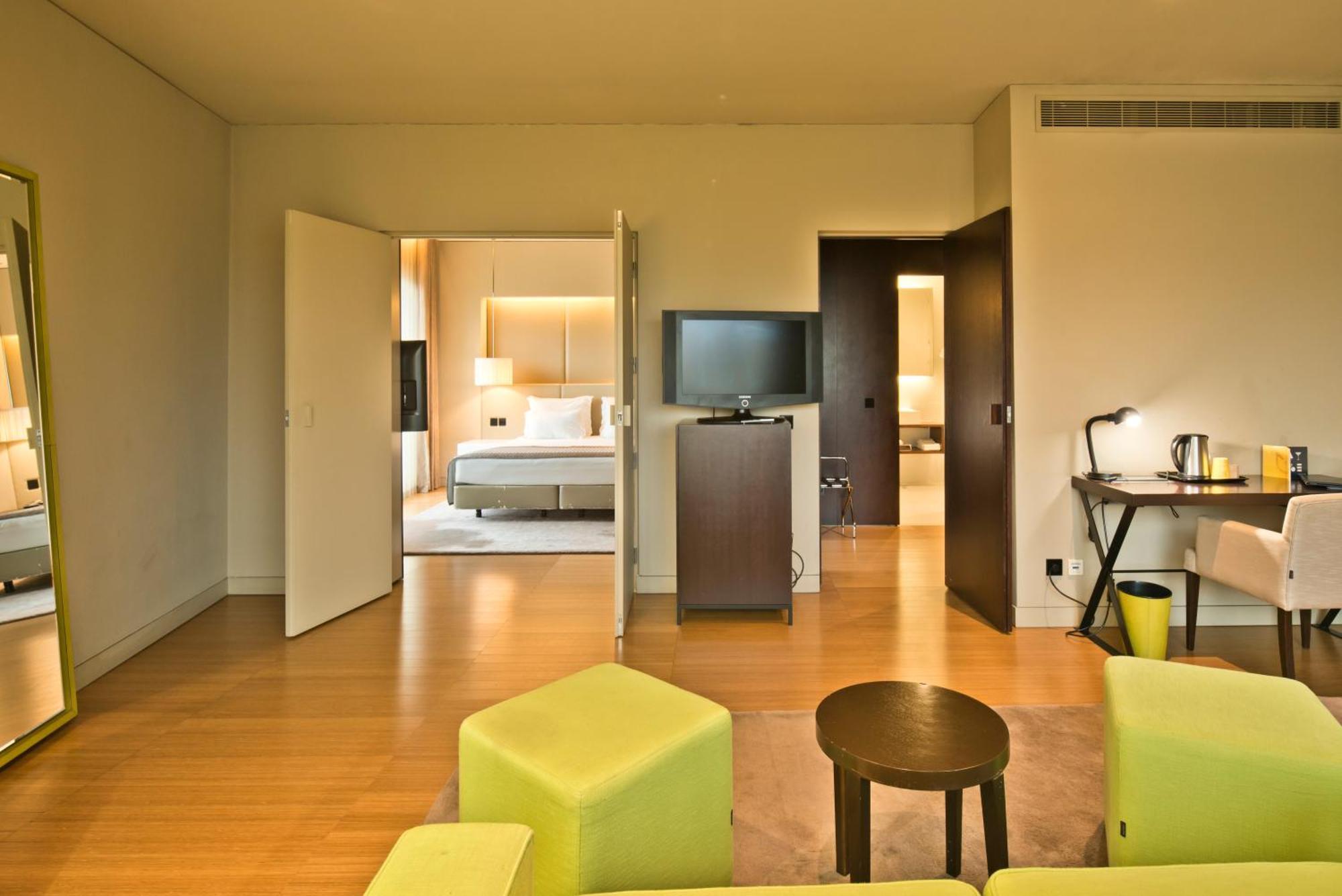 Golden Tulip Sao Joao Da Madeira Hotel Room photo